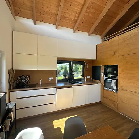 Holiday home Dum Splnenych Prani *